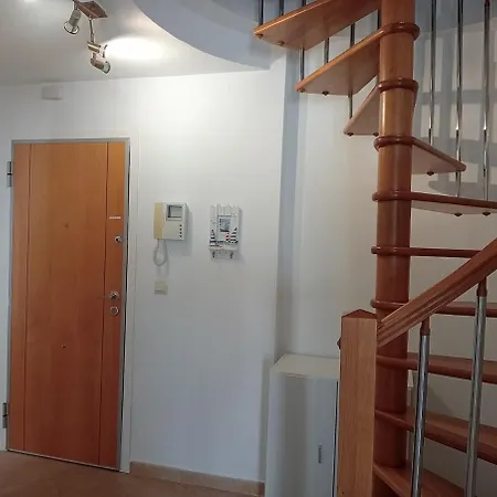 At Atico Duplex Centro Llandels Apartamento